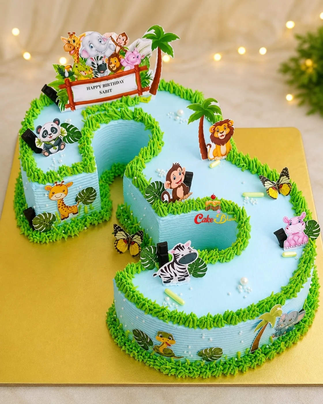 Jungle theme cake